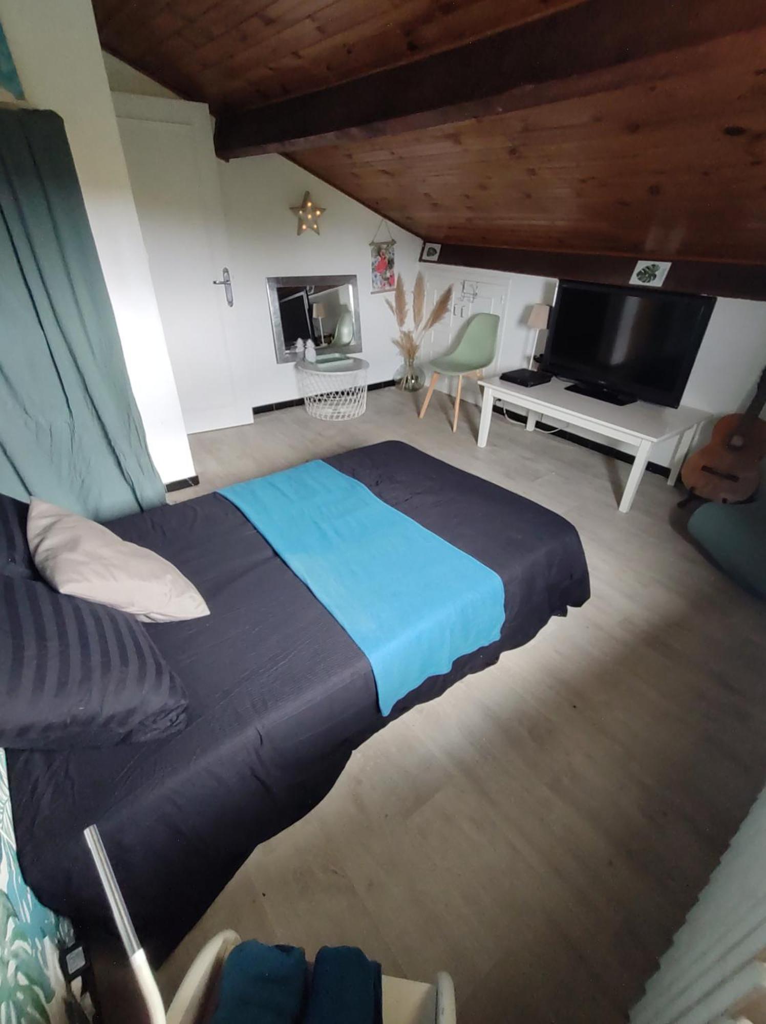 Séjour chez l'habitant Et Salle De Bain Lescar